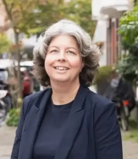 Renate den Hollander